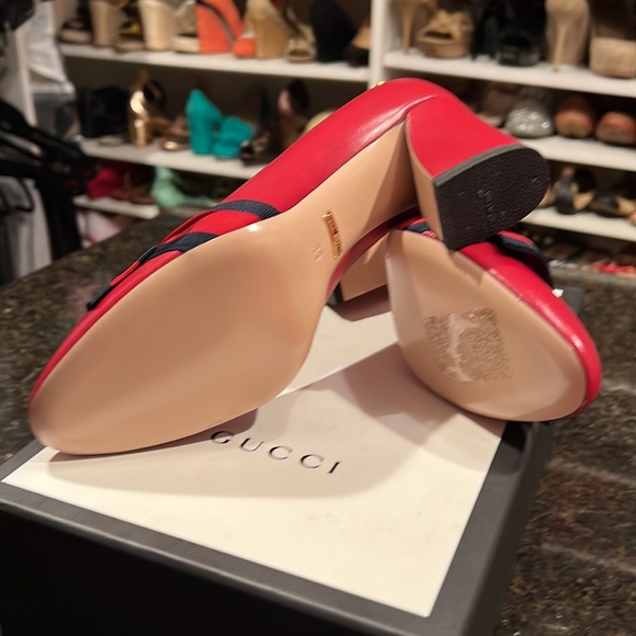 BRAND NEW GUCCI Sylvie Web Accent Leather Pumps size 39 - Picture 6 of 10